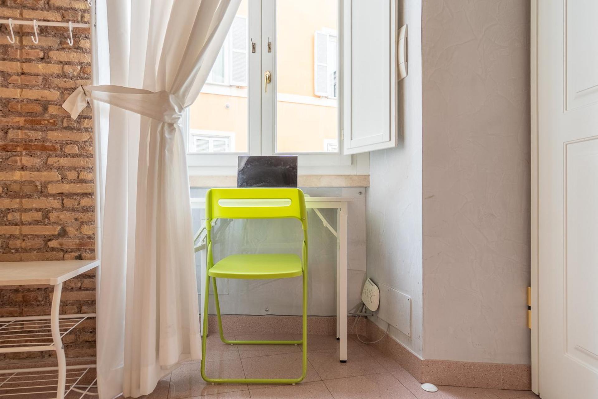 Apartment Secret Retreat In The Heart Of The Ghetto By Houseeds *