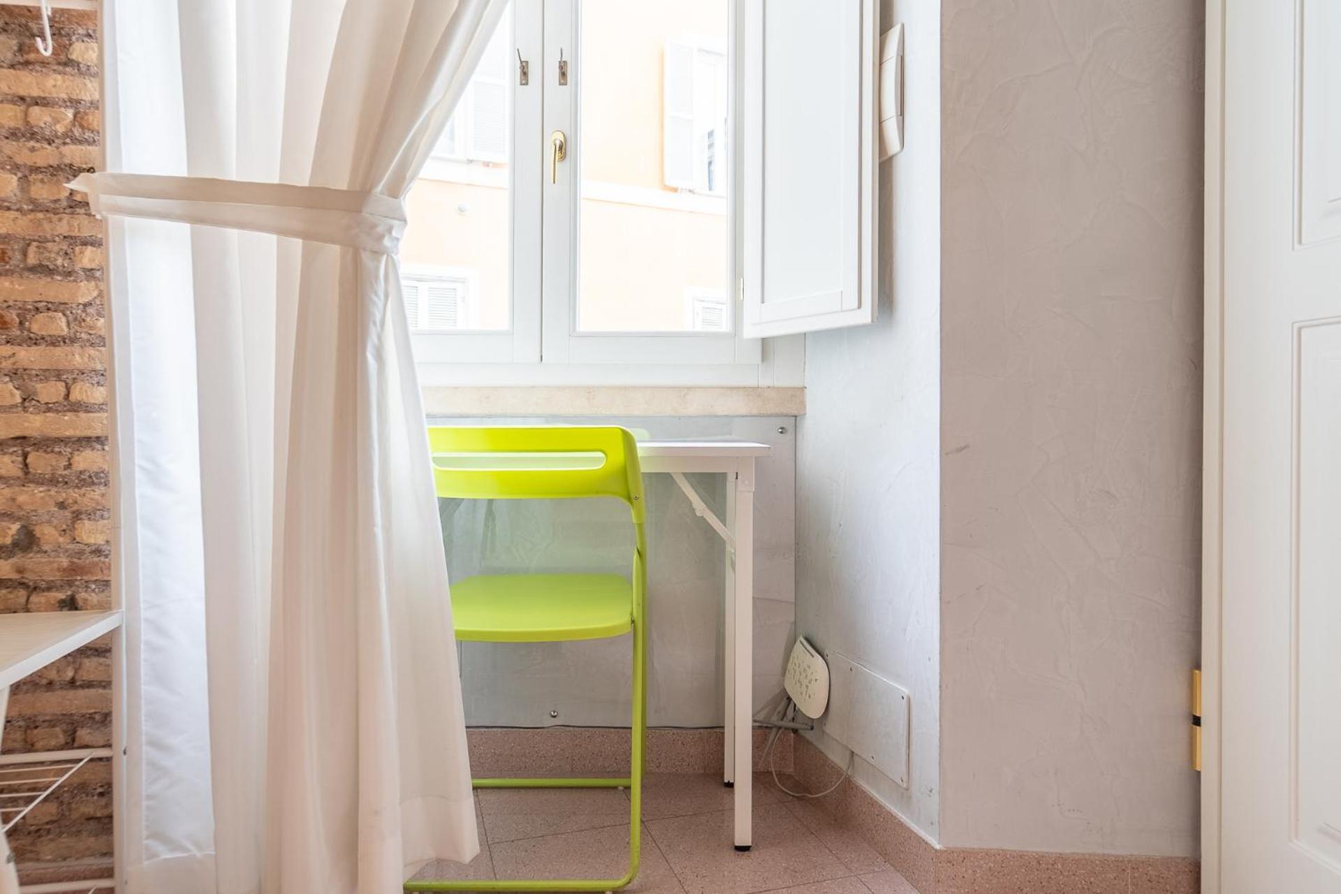 Secret Retreat In The Heart Of The Ghetto By Houseeds Apartment