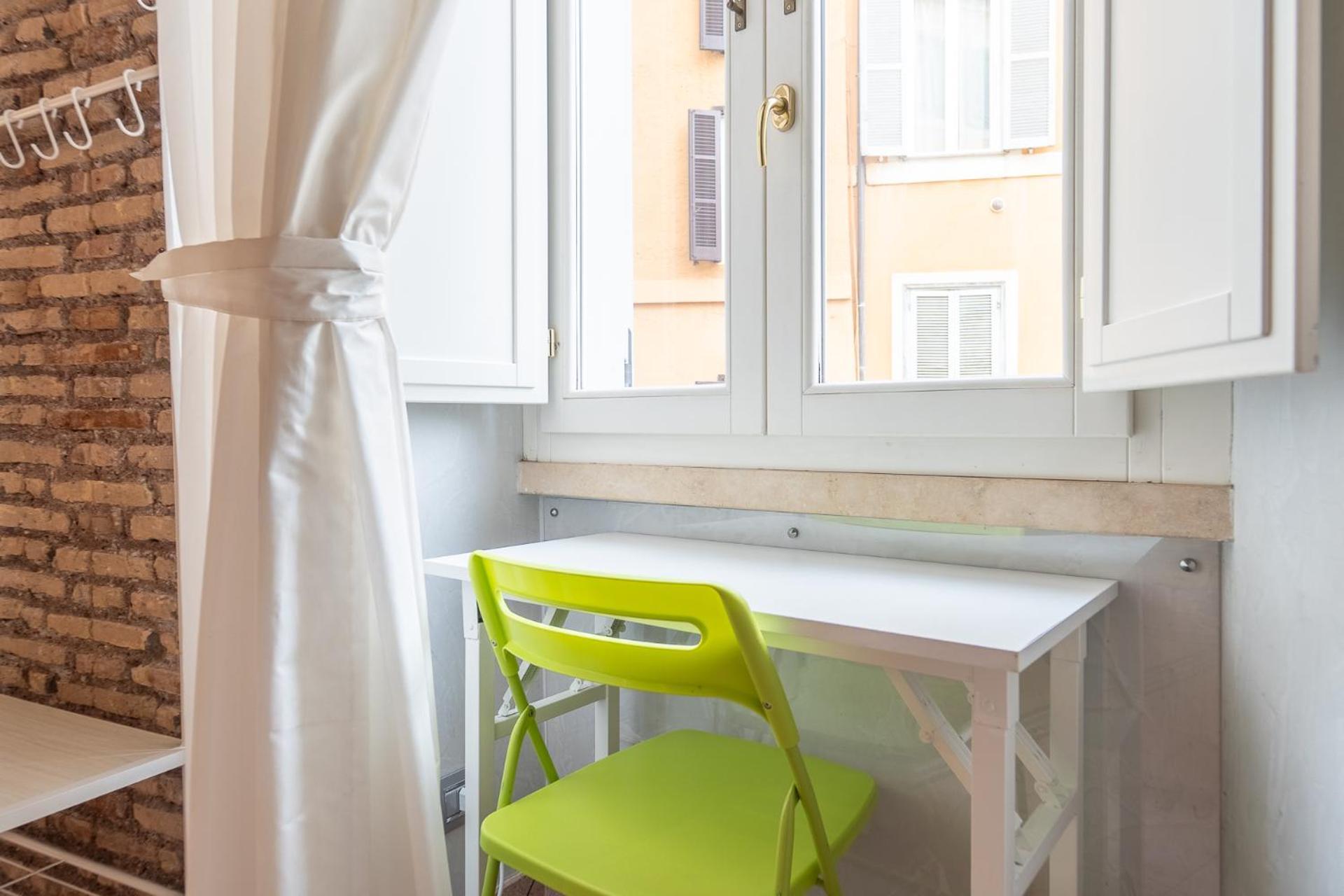Apartment Secret Retreat In The Heart Of The Ghetto By Houseeds *